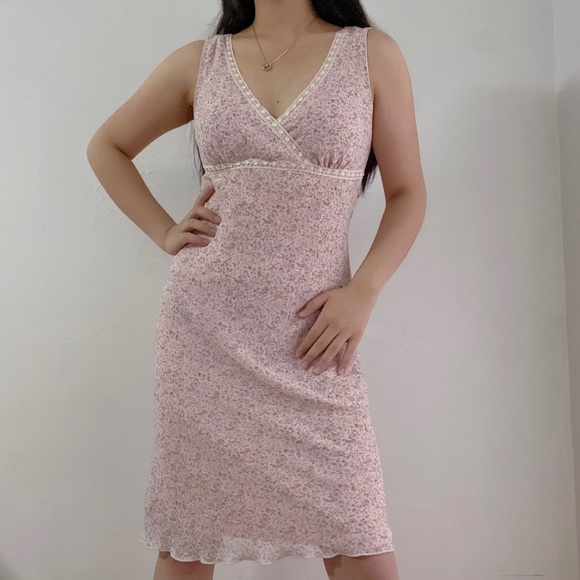 💫SOLD💫  y2k pink floral midi dress - Picture 4 of 5